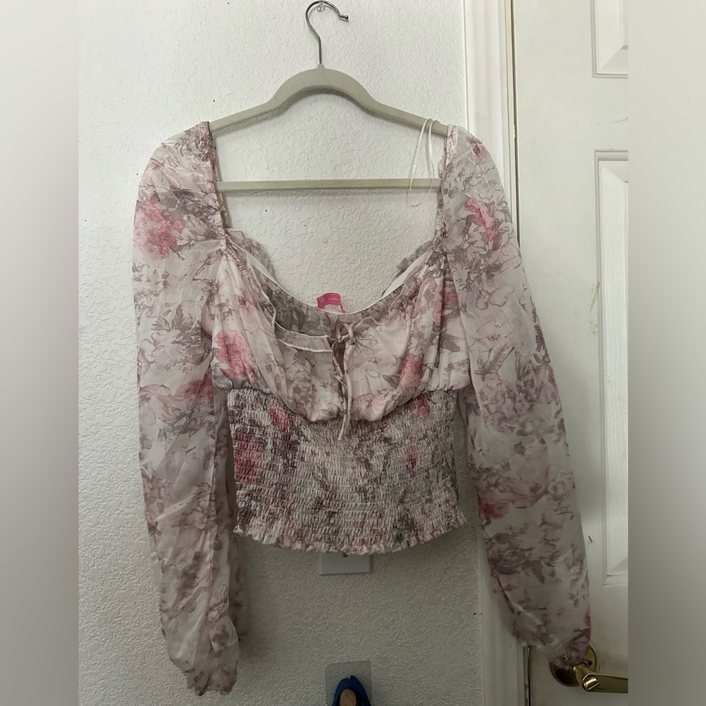 Cute top